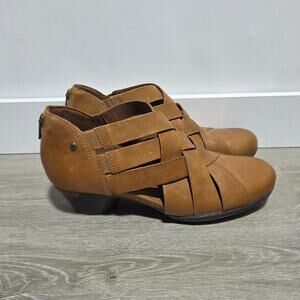 Cobb Hill Woman's Laurel Brown Leather Woven Ankle Boot Size 9